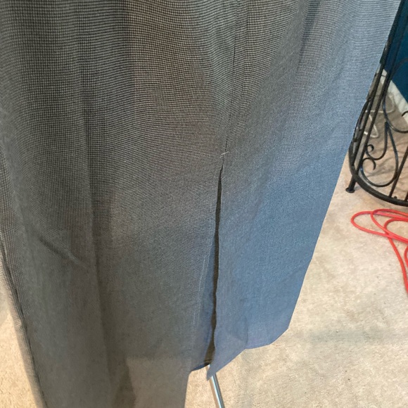 ASOS herringbone pencil midi skirt. Size 8. - Picture 3 of 4